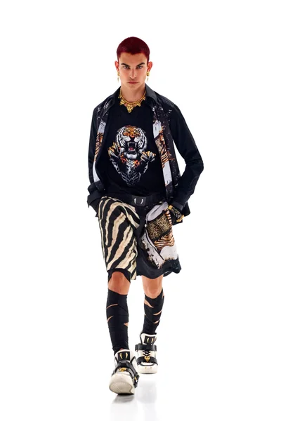 Look 25